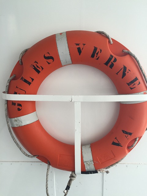 jules verne, buoy, orange